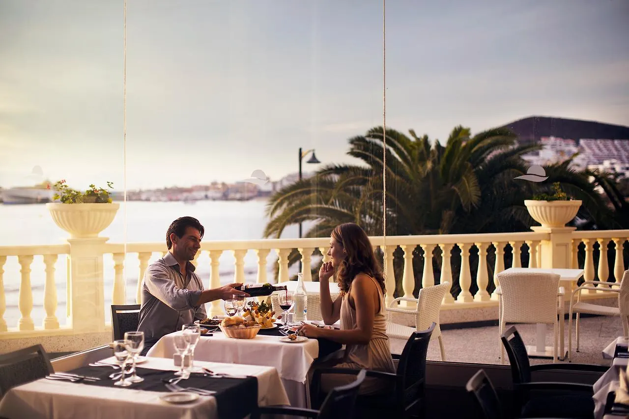 ****  לוס כריסטיאנוס Spring Arona Gran Hotel - Adults Only ספרד